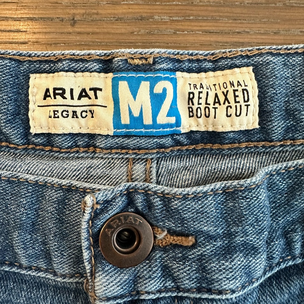 Ariat M2 Men's Relaxed Bootcut Jeans - Blue Size 38x32 - Picture 5 of 8